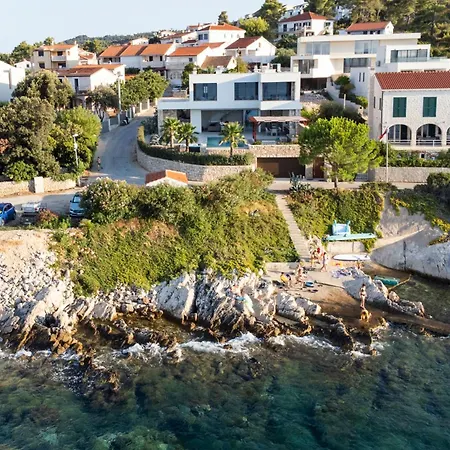 Romana - Luxury Estate Villa Stomorska