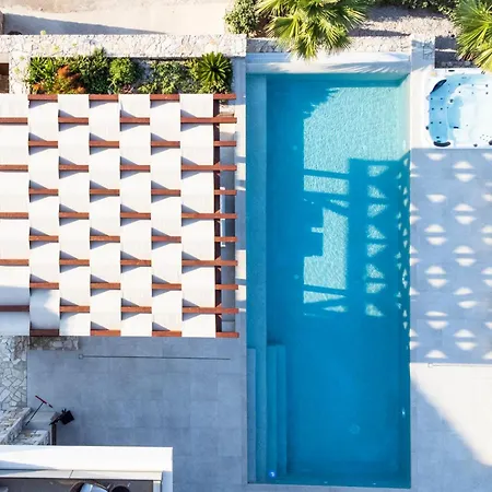 Villa Romana - Luxury Estate Stomorska