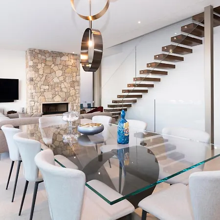Romana - Luxury Estate Villa