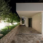 Romana - Luxury Estate *