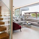 Romana - Luxury Estate *